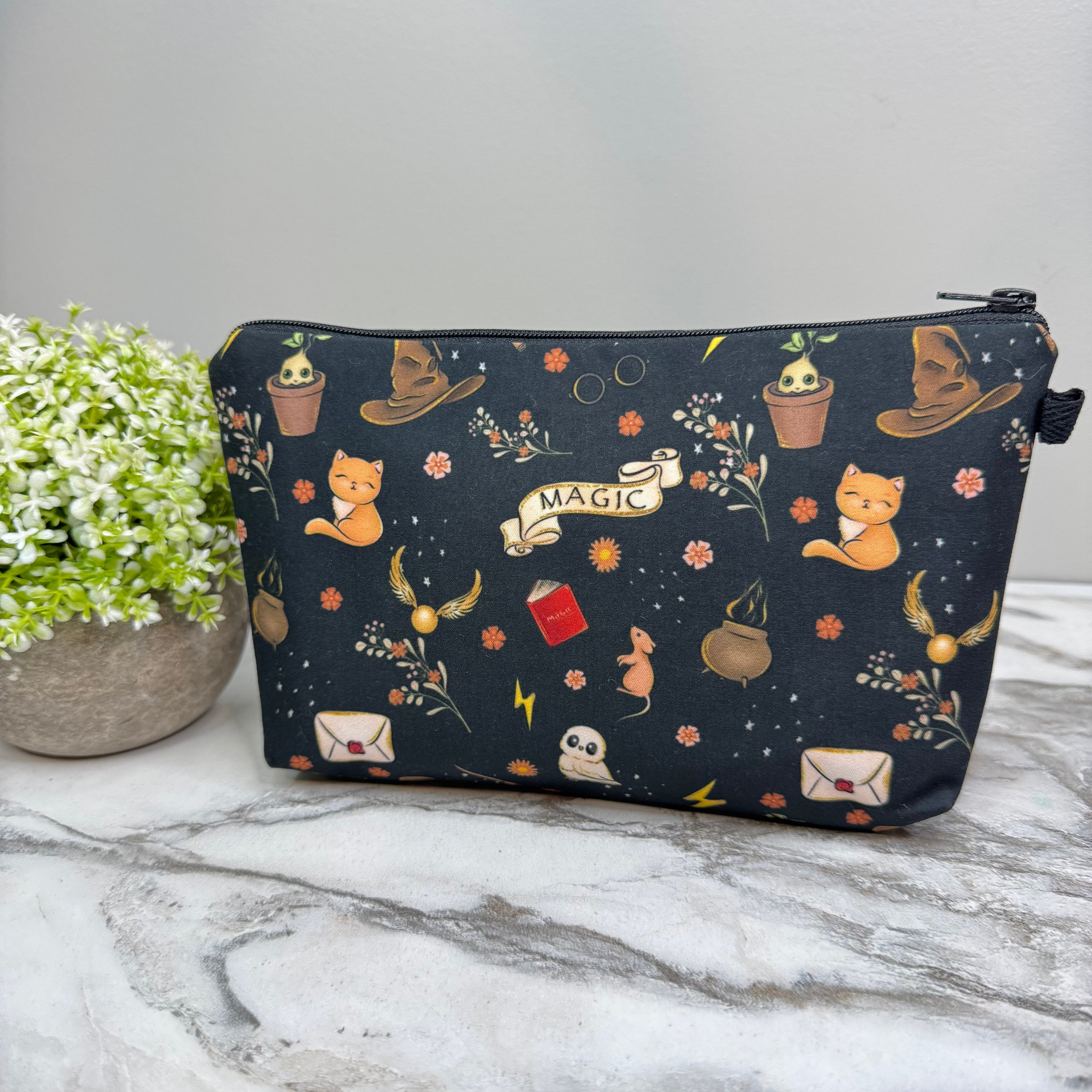 Pouch - Magic Black Background
